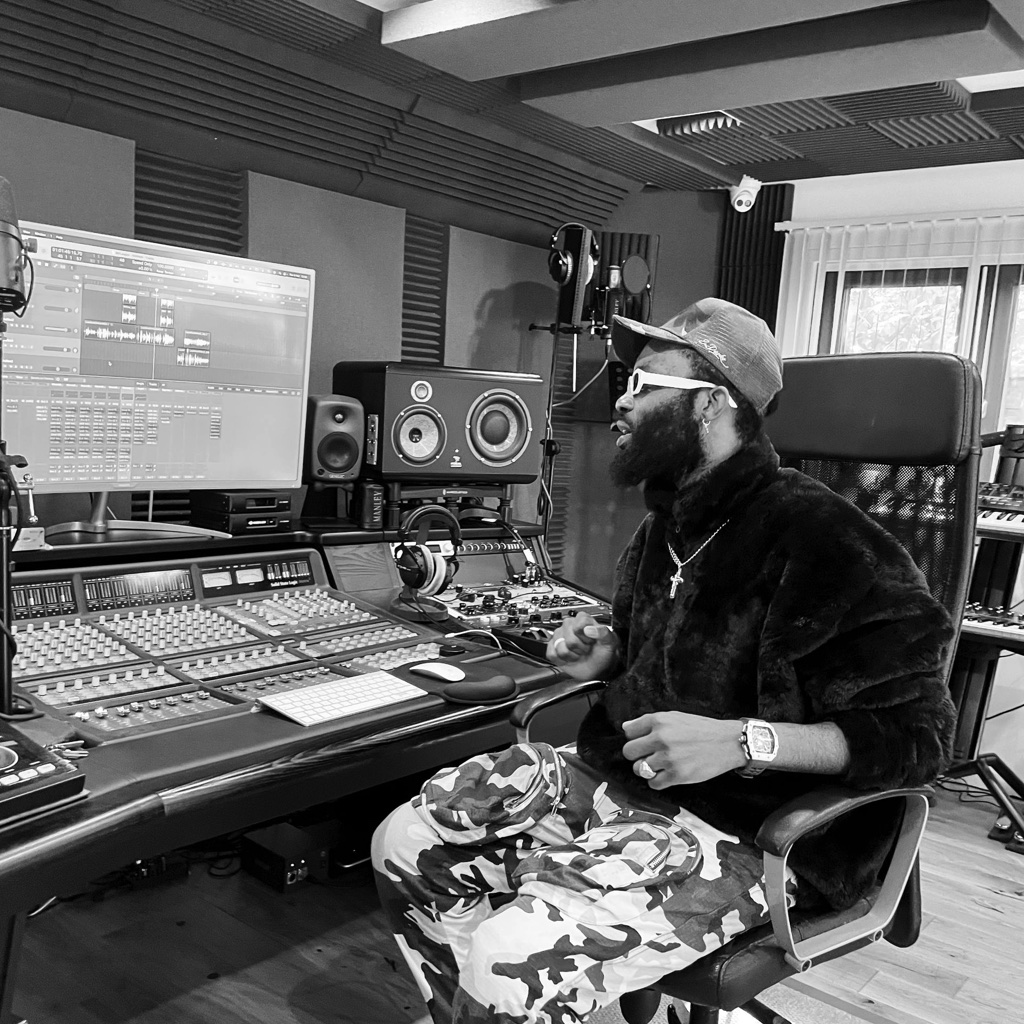 Neumann U87